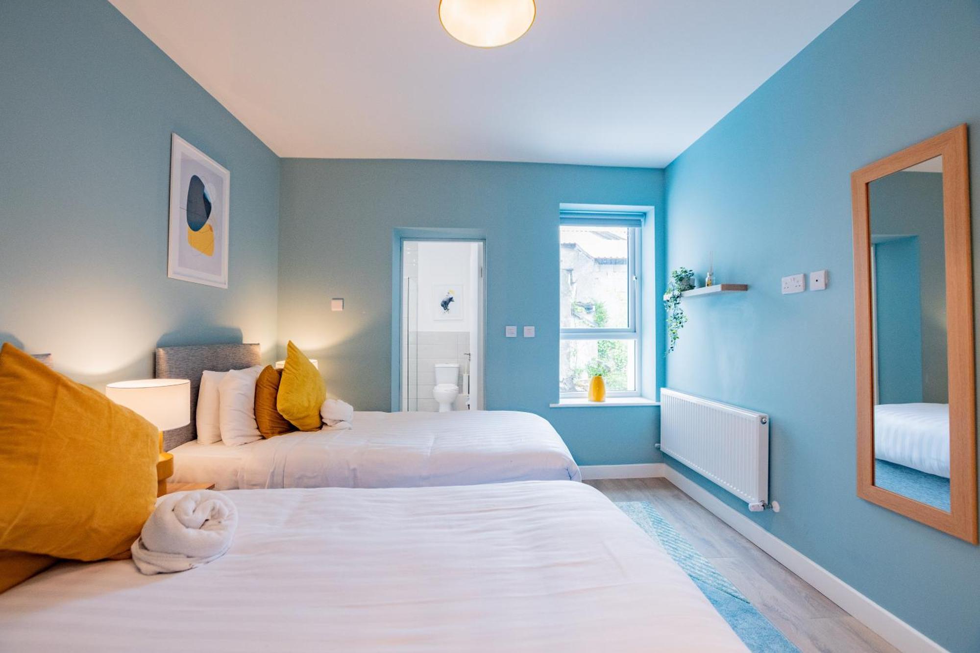 더블린 The Large Group House -Sleeps 21 빌라 외부 사진
